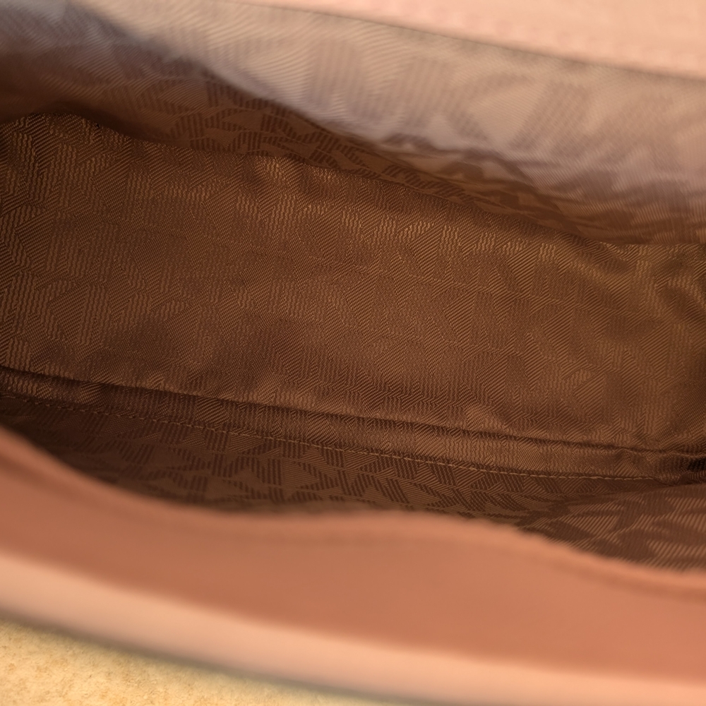 Michael Kors Soft Pink Crossbody Handbag - Picture 7 of 8